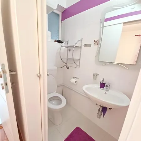 Apartment Silvia *